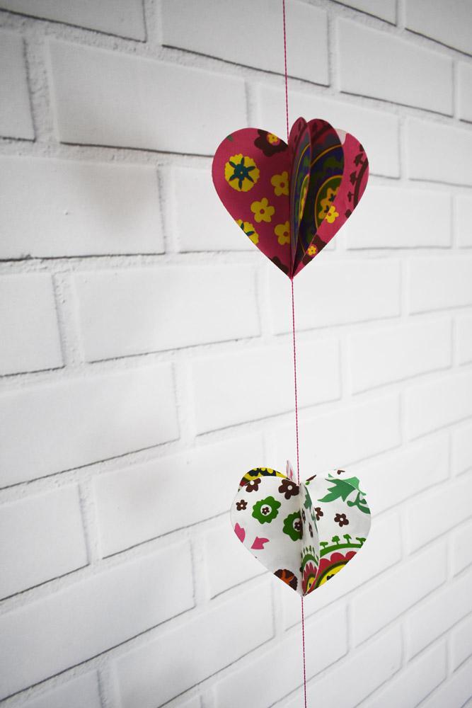 (Discontinued) (20 PACK) Multi-Patterned 3D Heart Hanging Vertical Garland (3.3 Feet)