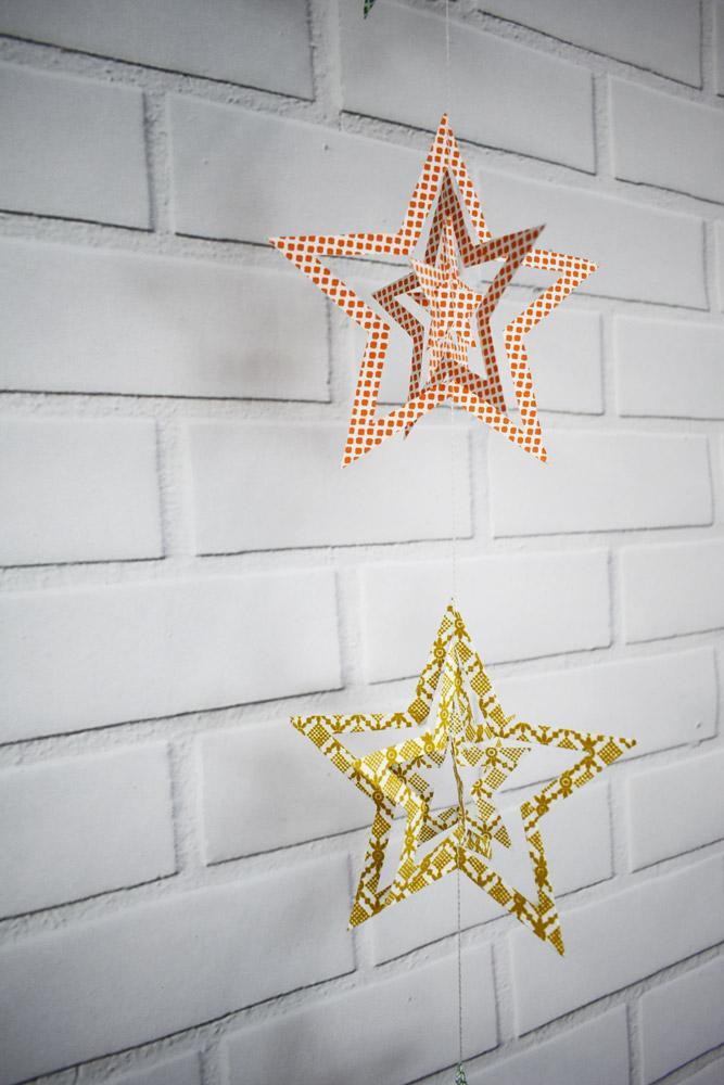 BLOWOUT (20 PACK) Multi-Patterned 3D Star Hanging Vertical Garland (3.3 Feet)